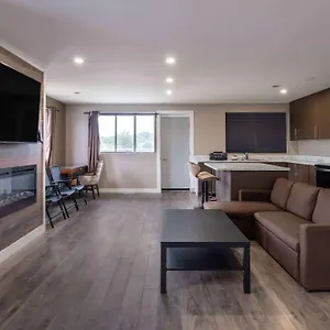 Super 8 By Wyndham On Niagara Falls